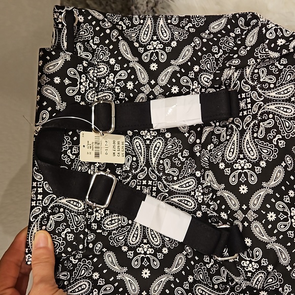 Backpack - Picture 2 of 3